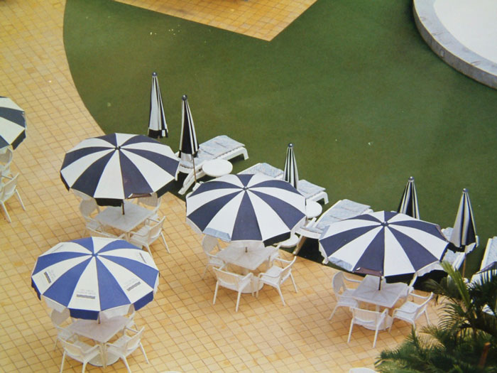 The World’s First Luxury Floating Hotel Built In The 1980s For Watching The Great Barrier Reef Ends Up In North Korea The World’s First Luxury Floating Hotel Built In The 1980s For Watching The Great Barrier Reef Ends Up In North Korea