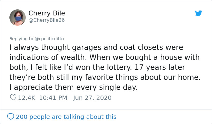 People Share Things They Thought Were Indicators Of Wealth When They Were Kids (30 Tweets) People Share Things They Thought Were Indicators Of Wealth When They Were Kids (30 Tweets)