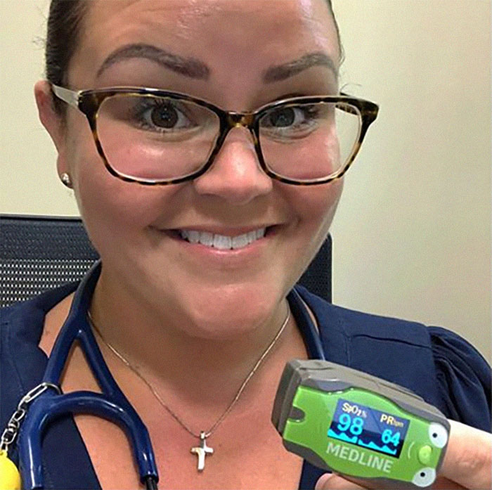 Doctor Demonstrates What Happens When You Wear Different Masks Doctor Demonstrates What Happens When You Wear Different Masks