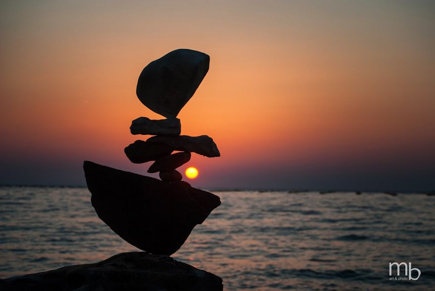 I&#8217;ve Been Practicing Stone Balancing For 10 Years, It&#8217;s The Best Kind Of Meditation For Me (50 New Pics)