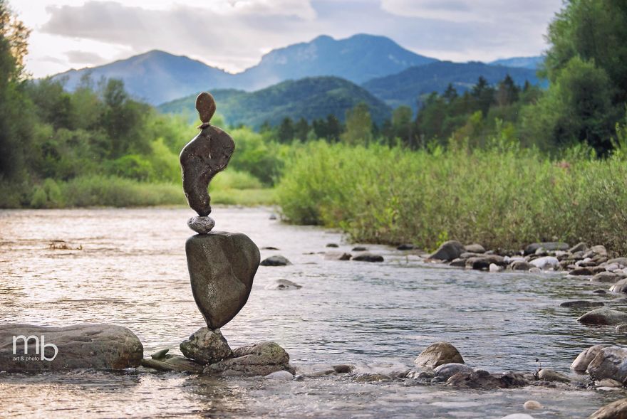 I&#8217;ve Been Practicing Stone Balancing For 10 Years, It&#8217;s The Best Kind Of Meditation For Me (50 New Pics)