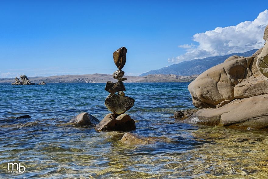 I&#8217;ve Been Practicing Stone Balancing For 10 Years, It&#8217;s The Best Kind Of Meditation For Me (50 New Pics)