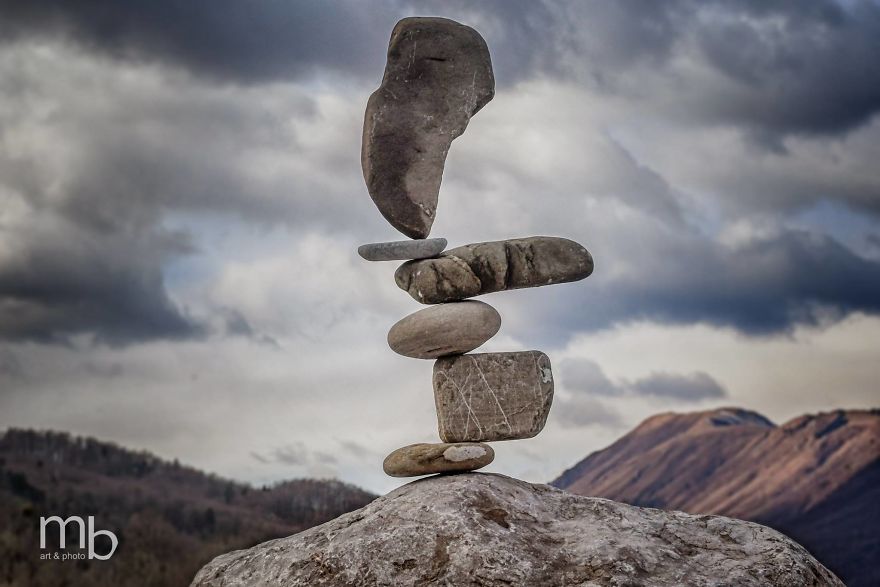 I&#8217;ve Been Practicing Stone Balancing For 10 Years, It&#8217;s The Best Kind Of Meditation For Me (50 New Pics)