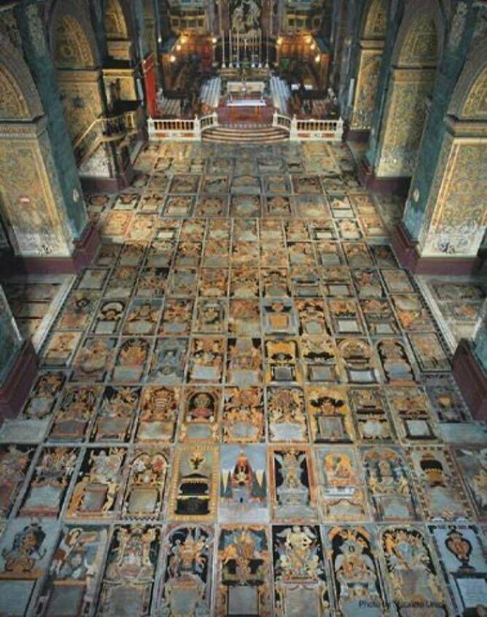 People Are Adding Misleading Titles To These Images, Completely Changing What Our Brain Sees And Here Are 50 Of The Best Ones People Are Adding Misleading Titles To These Images, Completely Changing What Our Brain Sees And Here Are 50 Of The Best Ones