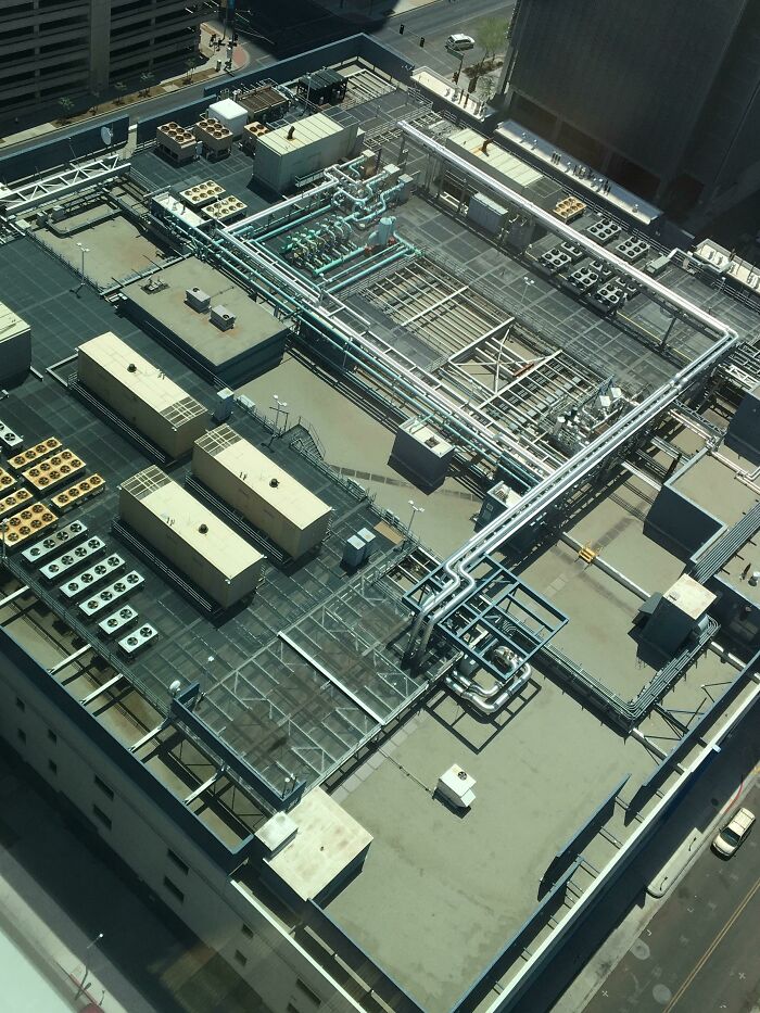 People Are Adding Misleading Titles To These Images, Completely Changing What Our Brain Sees And Here Are 50 Of The Best Ones People Are Adding Misleading Titles To These Images, Completely Changing What Our Brain Sees And Here Are 50 Of The Best Ones