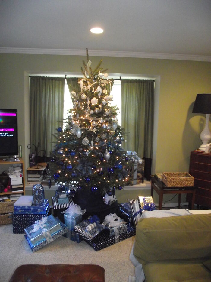 Hey Pandas, Share Your Christmas Tree With Us (Closed) Hey Pandas, Share Your Christmas Tree With Us (Closed)