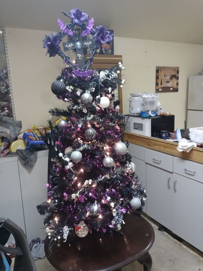 Hey Pandas, Share Your Christmas Tree With Us (Closed) Hey Pandas, Share Your Christmas Tree With Us (Closed)