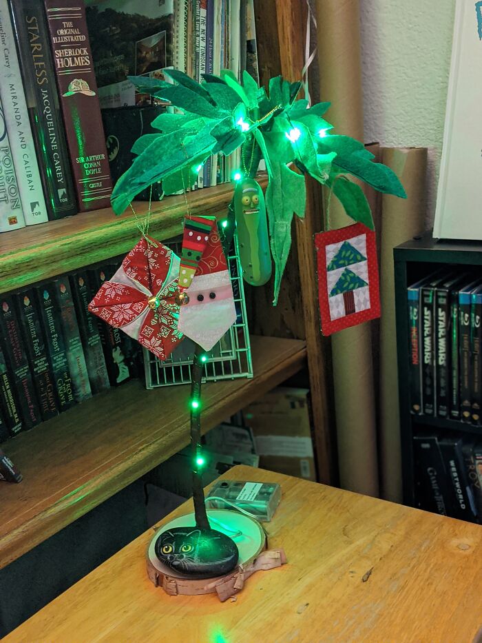 Hey Pandas, Share Your Christmas Tree With Us (Closed) Hey Pandas, Share Your Christmas Tree With Us (Closed)