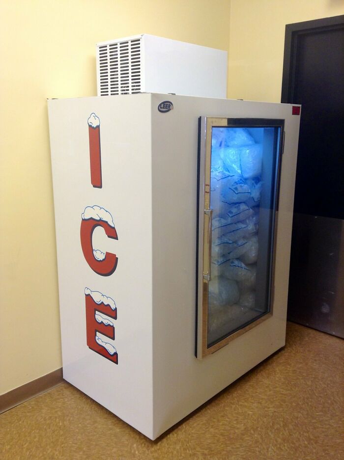 30 Things Americans Can’t Seem To Live Without, As Observed By Non-Americans 30 Things Americans Can’t Seem To Live Without, As Observed By Non-Americans