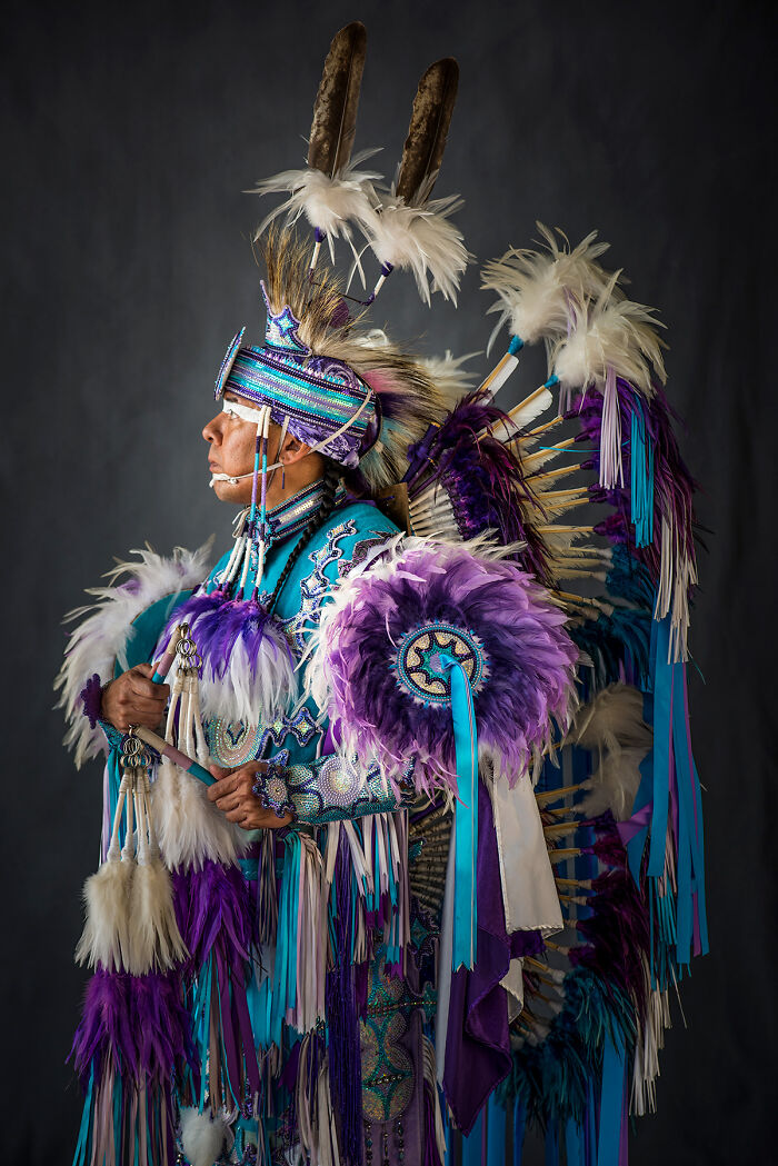 16 Authentic Portraits Of Native Americans Posing In Traditional Regalia 16 Authentic Portraits Of Native Americans Posing In Traditional Regalia