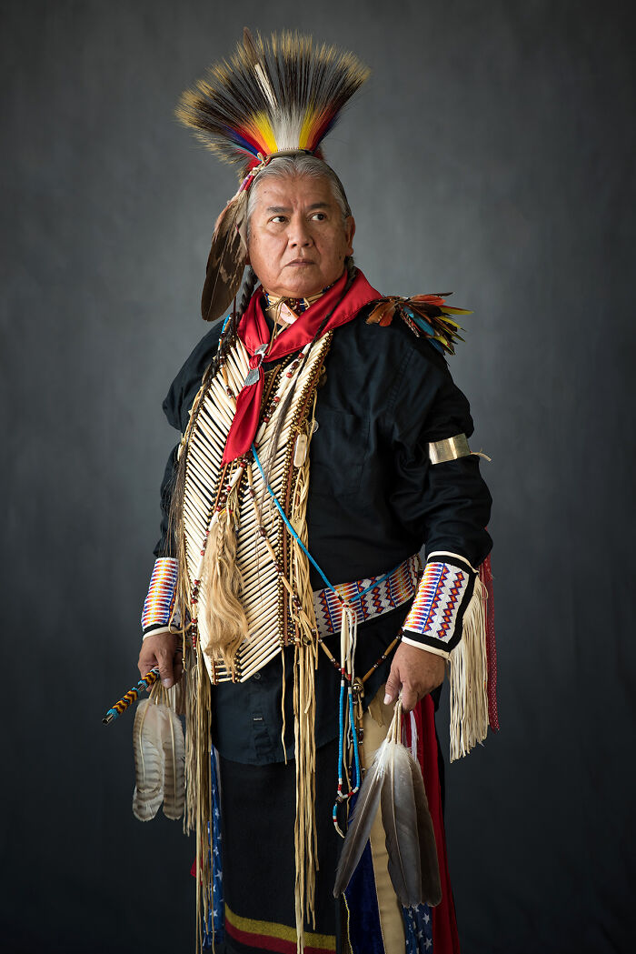 16 Authentic Portraits Of Native Americans Posing In Traditional Regalia 16 Authentic Portraits Of Native Americans Posing In Traditional Regalia
