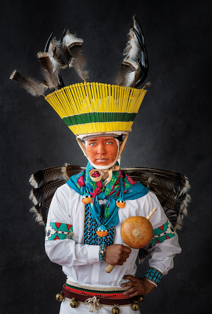 16 Authentic Portraits Of Native Americans Posing In Traditional Regalia 16 Authentic Portraits Of Native Americans Posing In Traditional Regalia
