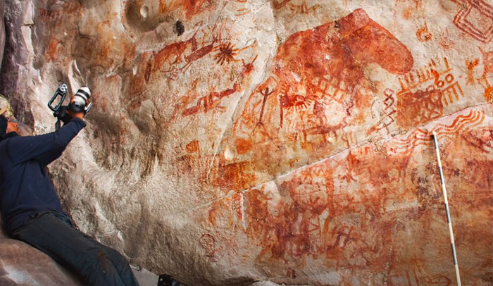 8 Miles Of Prehistoric Paintings Is Discovered In Remote Amazonia And It Showcases Animals That Are Long Gone By Now