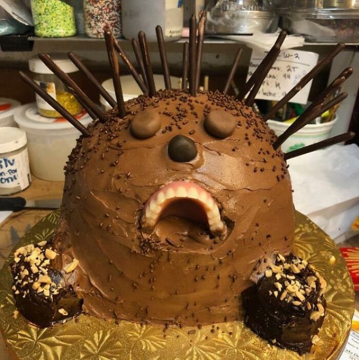 30 Times People Tried Their Hand At Making Hedgehog Cakes But Failed Miserably 30 Times People Tried Their Hand At Making Hedgehog Cakes But Failed Miserably