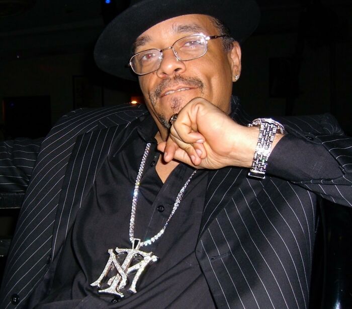 Ice-T Writes A Blunt And Brutal Post About His ‘No-Masker’ Father-In-Law Almost Dying From Covid-19 And It Goes Viral Ice-T Writes A Blunt And Brutal Post About His ‘No-Masker’ Father-In-Law Almost Dying From Covid-19 And It Goes Viral