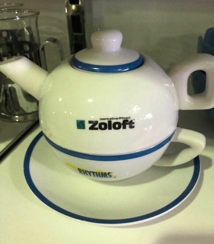 This Instagram Account With 183K Followers Is Dedicated To Showing The Most Bizarre Thrift Store Finds (40 Pics)