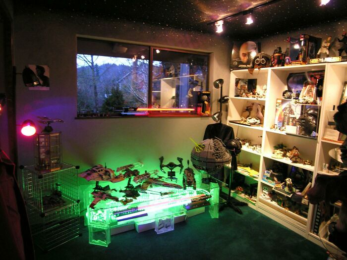 50 People Share Their Unique Collections 50 People Share Their Unique Collections