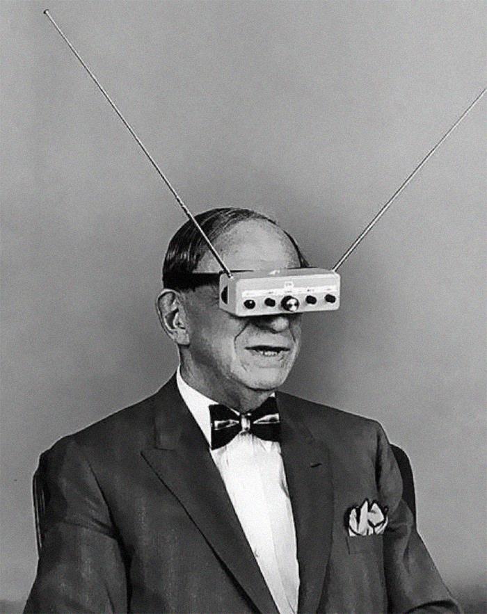 28 Incredible Technologies From The Past That Just Look Odd Today