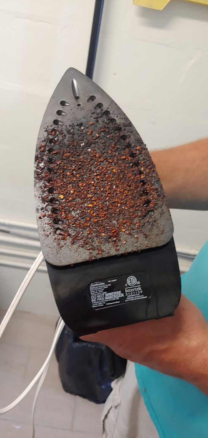 30 Ironing Fails So Bad, People Just Had To Share Them Online 30 Ironing Fails So Bad, People Just Had To Share Them Online