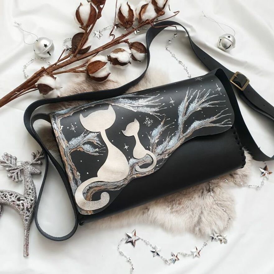 I Use 3D And Collage Techniques To Create Unique Handmade Winter-Themed Leather Clutch Bags (21 Pics)