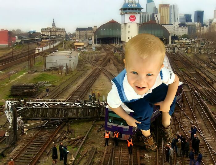 Contestants From A Photoshop Challenge Put Exaggerated Objects In Cities (55 Pics) Contestants From A Photoshop Challenge Put Exaggerated Objects In Cities (55 Pics)