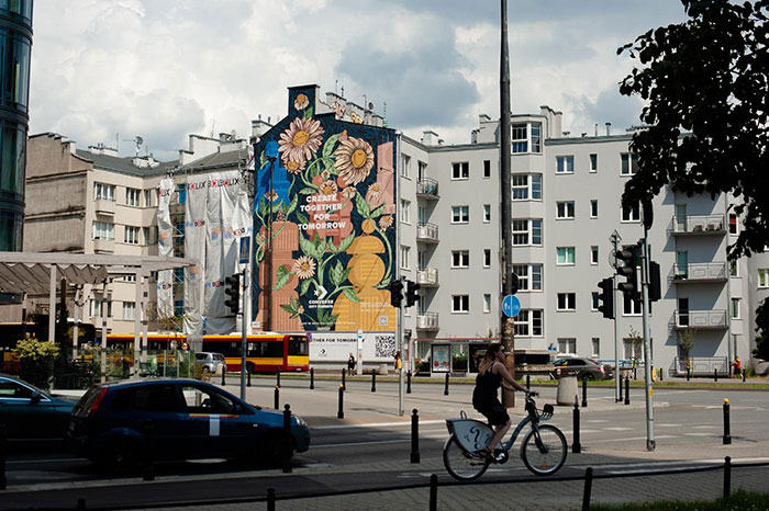 This Mural In Warsaw Is Eating Up Smog, Doing The Work Of 720 Trees This Mural In Warsaw Is Eating Up Smog, Doing The Work Of 720 Trees