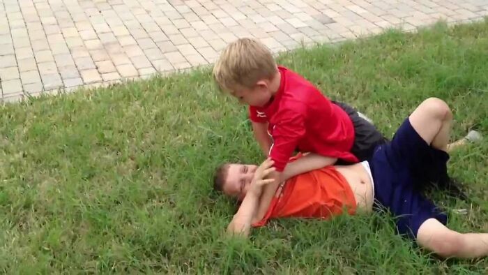 40 Times Parents Taught Their Kids Lessons But It Got Them Unexpected Results 40 Times Parents Taught Their Kids Lessons But It Got Them Unexpected Results