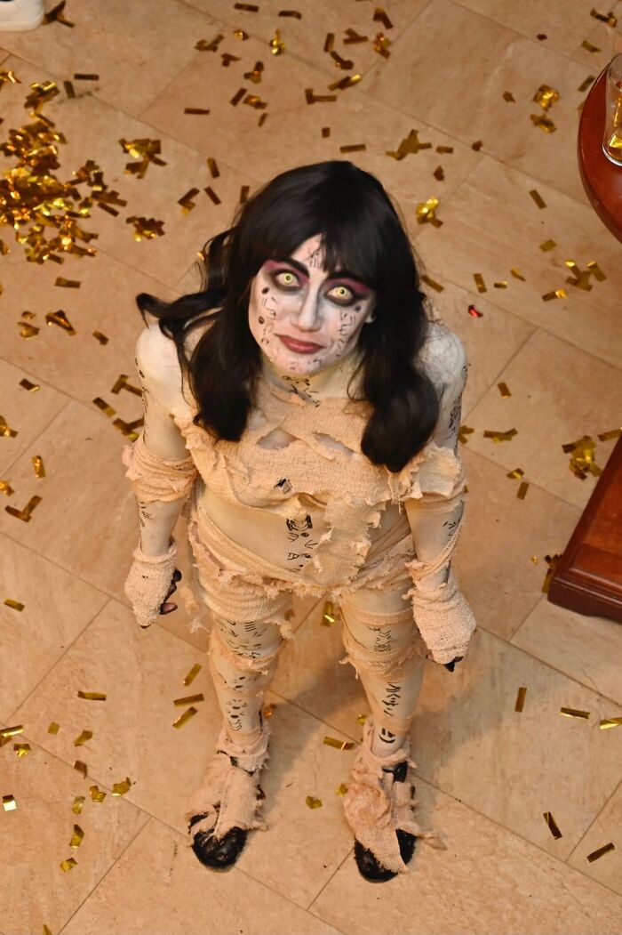 Pandas, Show Us Some Spooky Halloween Costumes Or Decorations You Have! (Ended) Pandas, Show Us Some Spooky Halloween Costumes Or Decorations You Have! (Ended)