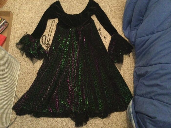 Pandas, Show Us Some Spooky Halloween Costumes Or Decorations You Have! (Ended) Pandas, Show Us Some Spooky Halloween Costumes Or Decorations You Have! (Ended)