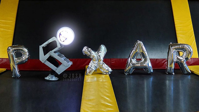 Every Halloween, This One-Legged Guy Makes An Epic Halloween Costume And He Just Revealed His 2020 Costume