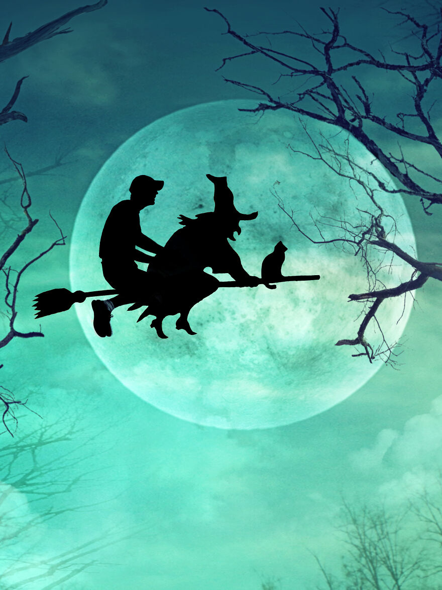 I Pose With These 48 Spooky Cardboard Cutouts At Sunset For This Year’s Halloween I Pose With These 48 Spooky Cardboard Cutouts At Sunset For This Year’s Halloween