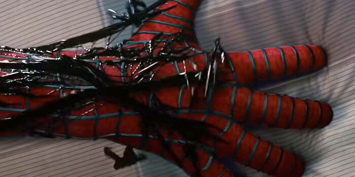 30 People Respond To “What Are Some Plot Holes So Big You Can Drive A Truck Through?” 30 People Respond To “What Are Some Plot Holes So Big You Can Drive A Truck Through?”