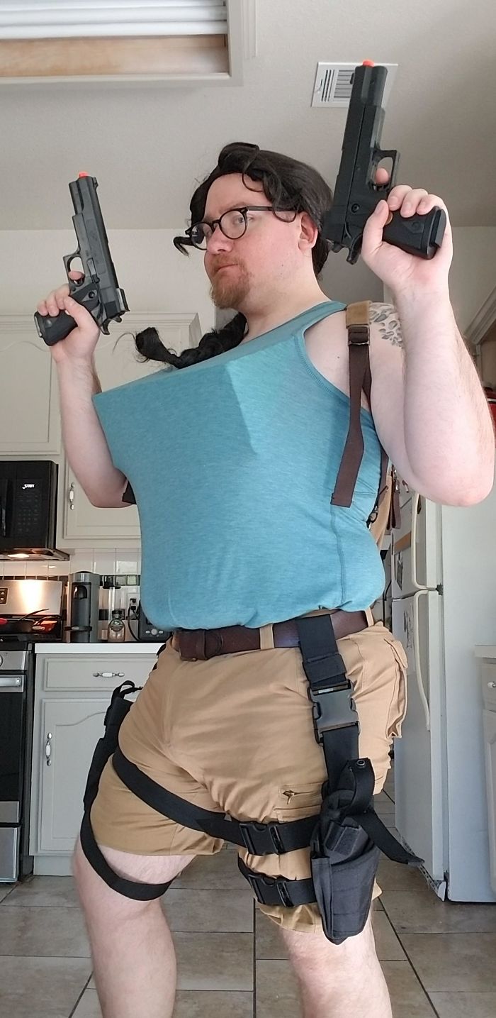 50 People That Nailed Halloween Costumes 50 People That Nailed Halloween Costumes