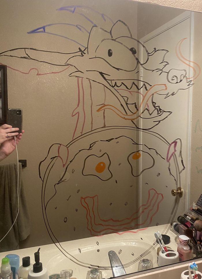 Woman Shares A Collection Of Her Husband’s Doodles On Her Bathroom Mirror (17 Pics) Woman Shares A Collection Of Her Husband’s Doodles On Her Bathroom Mirror (17 Pics)