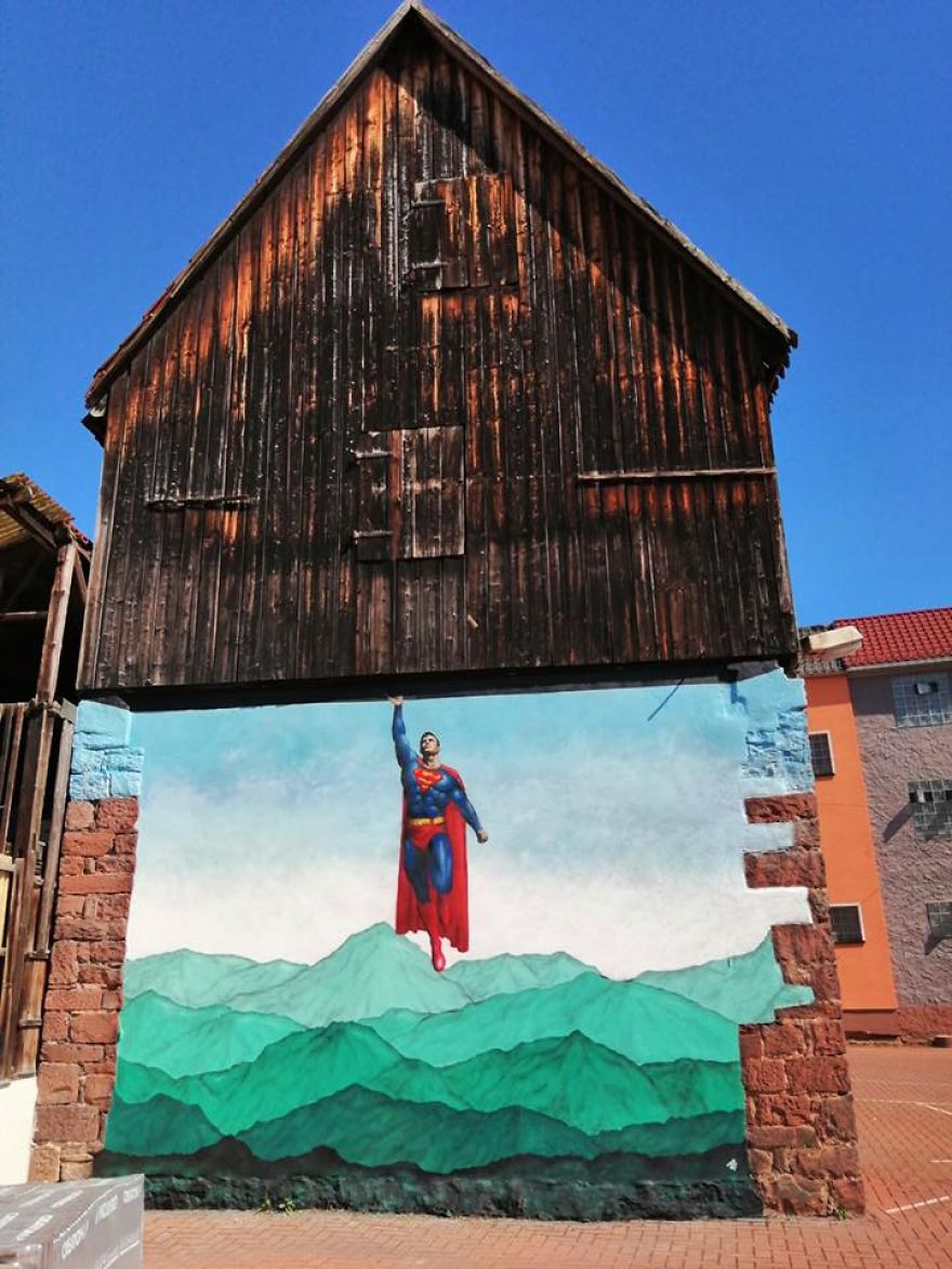 This Artist Creates Graffiti That Interact With Their Surroundings (30 Pics)