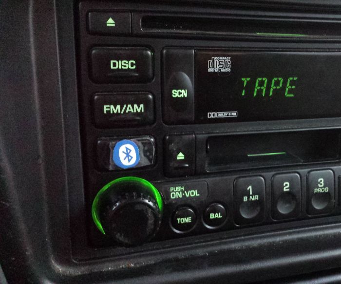 People Are Sharing What Things Look Strange Now, But Were Completely Normal 20 Years Ago In This Viral Thread