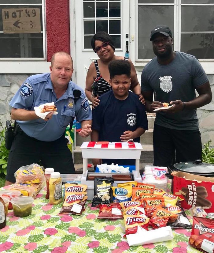 50 Facts From An Online Group Where People Post The Most Interesting Things They Learn And That Has 23 Million Members 50 Facts From An Online Group Where People Post The Most Interesting Things They Learn And That Has 23 Million Members