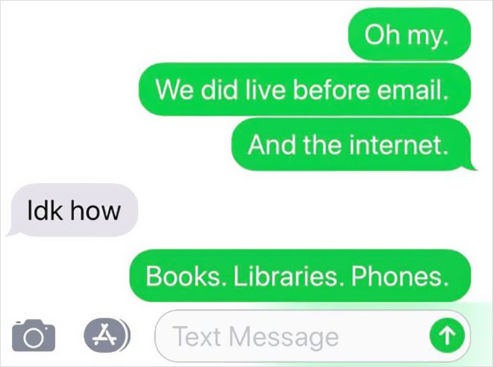 Young Person Is Clueless About How People Lived Before E-Mail, And His Texts With An Older Person Go Viral Young Person Is Clueless About How People Lived Before E-Mail, And His Texts With An Older Person Go Viral