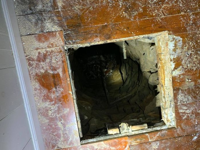Man Discovers Secret 30 ft Well Inside His Friend’s 1843 House After Breaking Through The Floorboards Man Discovers Secret 30 ft Well Inside His Friend’s 1843 House After Breaking Through The Floorboards