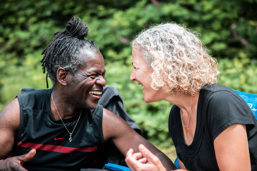 I’ve Photographed An Illegal Love Story At The Border Of Canada And USA I’ve Photographed An Illegal Love Story At The Border Of Canada And USA