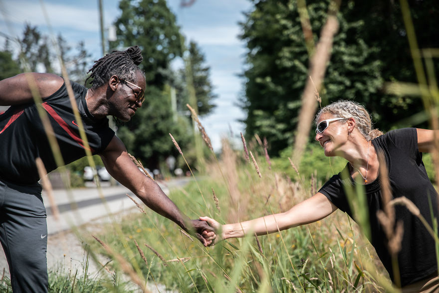 I’ve Photographed An Illegal Love Story At The Border Of Canada And USA I’ve Photographed An Illegal Love Story At The Border Of Canada And USA