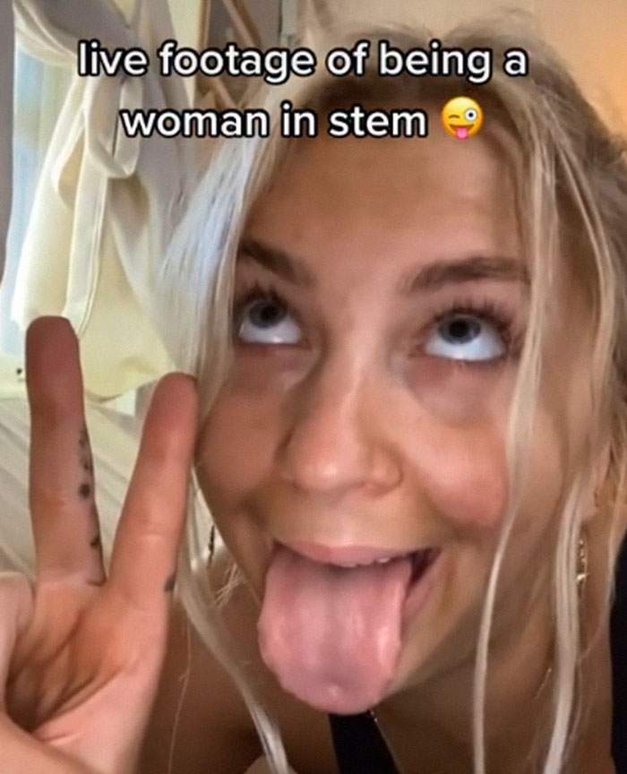 Student Records Male Classmates Repeatedly Interrupting Her During Zoom Calls And Her TikTok Goes Viral Student Records Male Classmates Repeatedly Interrupting Her During Zoom Calls And Her TikTok Goes Viral