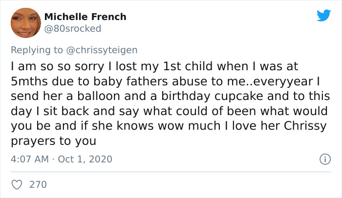 Chrissy Teigen Suffers A Miscarriage, People Support Her And Say She Helped Other Mothers Feel Less Alone Chrissy Teigen Suffers A Miscarriage, People Support Her And Say She Helped Other Mothers Feel Less Alone