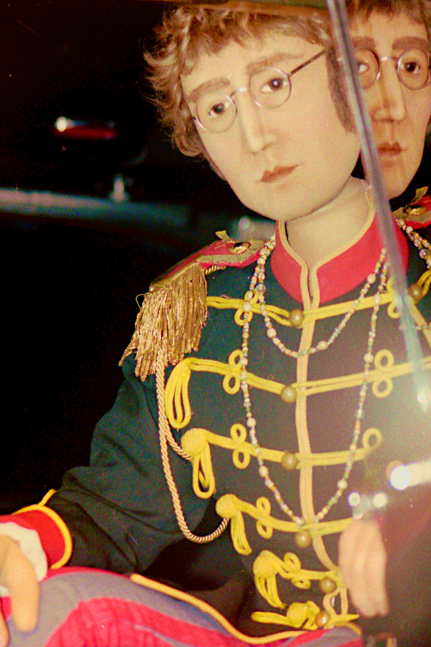 I Create Hyper-Realistic, Life-Sized Articulated People To Keep Me Company In The “Middle Of Nowhere” I Create Hyper-Realistic, Life-Sized Articulated People To Keep Me Company In The “Middle Of Nowhere”