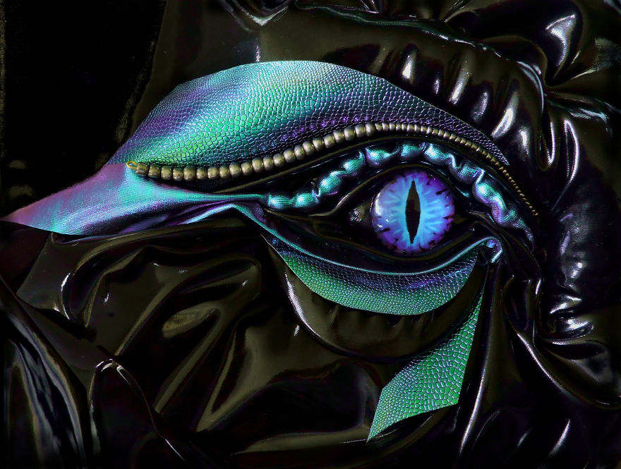 I Create Hyper-Realistic, Life-Sized Articulated People To Keep Me Company In The “Middle Of Nowhere” I Create Hyper-Realistic, Life-Sized Articulated People To Keep Me Company In The “Middle Of Nowhere”