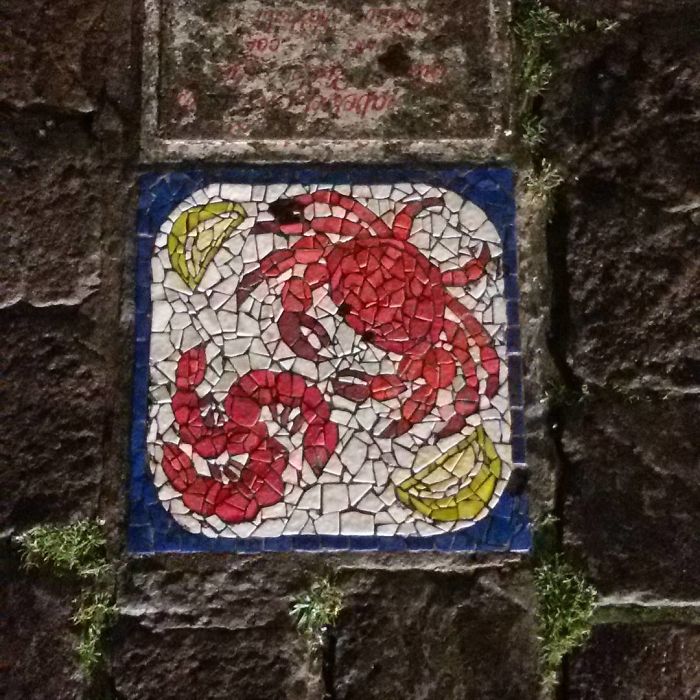 People In Brussels Are Marking Their Territories With These Creative Personalized Mosaics Outside Their Houses And Here Are 30 Of The Most Impressive Ones People In Brussels Are Marking Their Territories With These Creative Personalized Mosaics Outside Their Houses And Here Are 30 Of The Most Impressive Ones