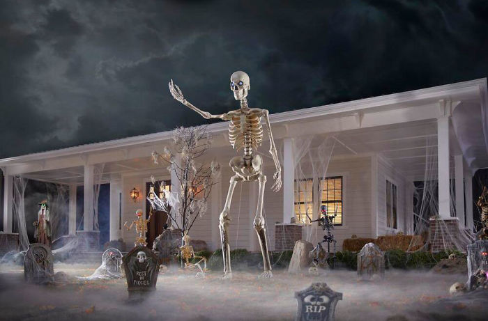 For Halloween 2020, Home Depot Is Selling These 12-Foot Skeletons For Halloween 2020, Home Depot Is Selling These 12-Foot Skeletons