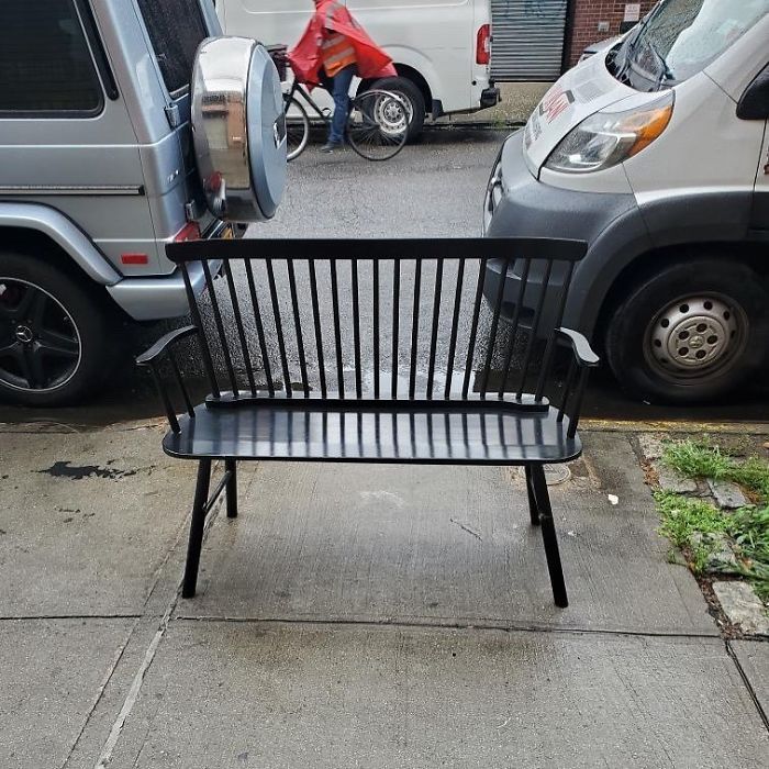 People Share What They Found Thrown Away And The Phrase ‘One Man’s Trash Is Another Man’s Treasure’ Has Never Been So Real