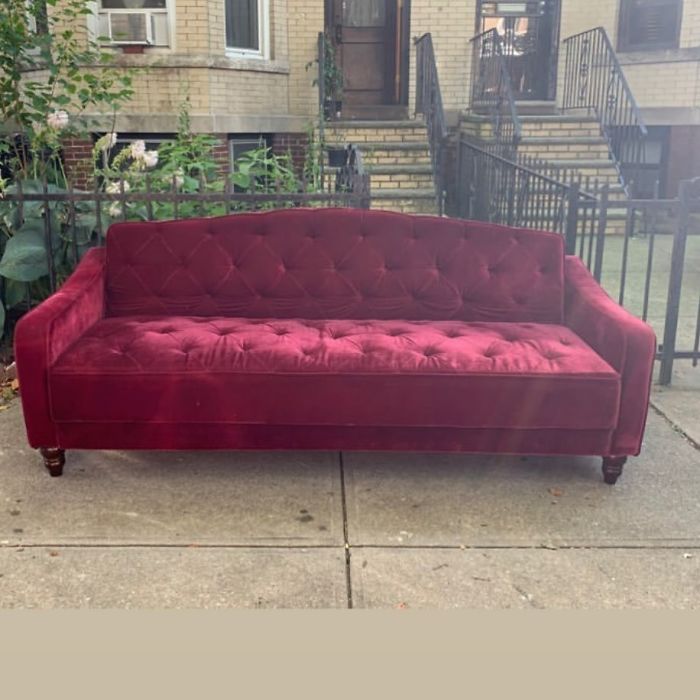 People Share What They Found Thrown Away And The Phrase ‘One Man’s Trash Is Another Man’s Treasure’ Has Never Been So Real