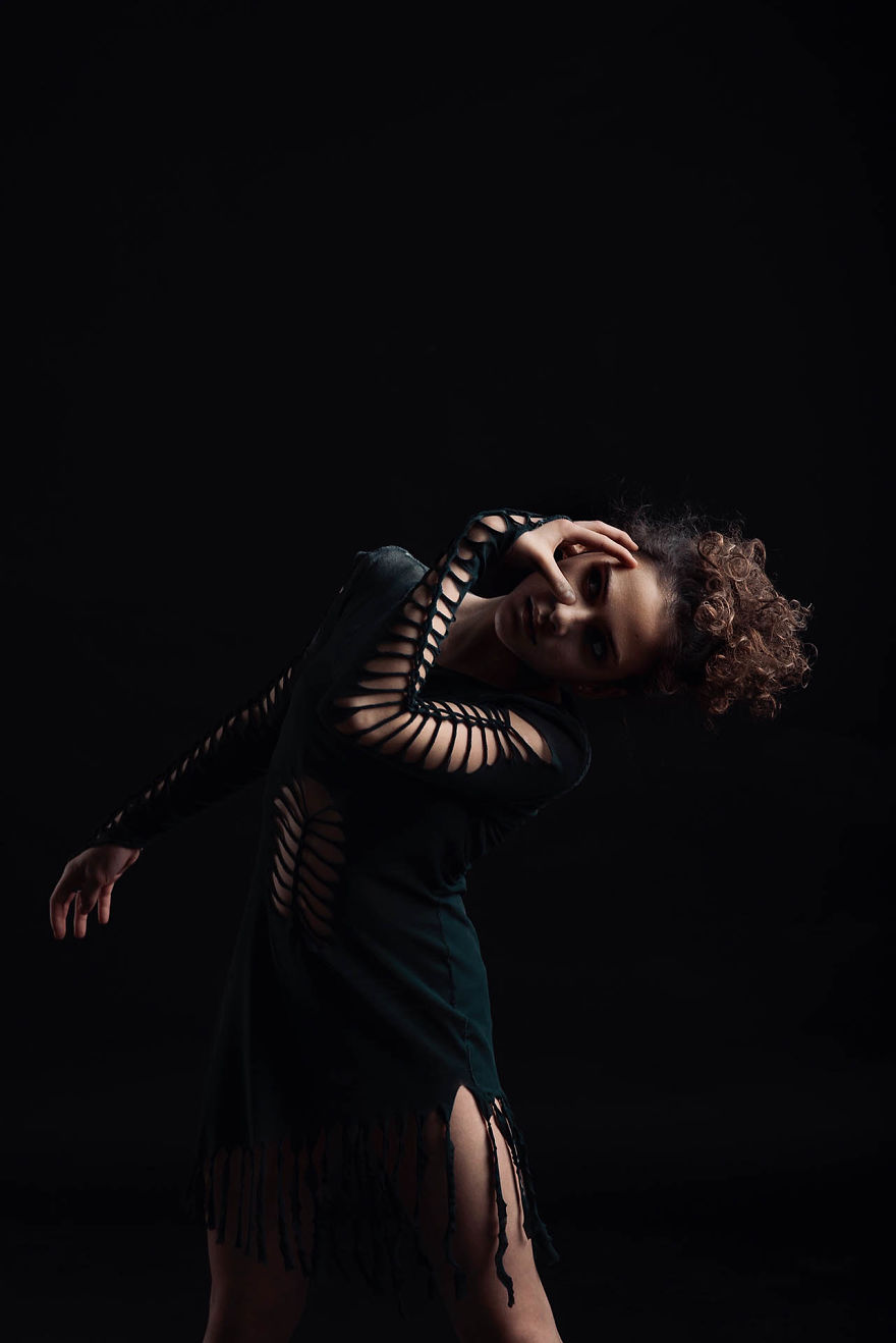 Sara’s Story: A Photographic Journal For All The Dancing Kids In Pursuit Of Their Dreams Sara’s Story: A Photographic Journal For All The Dancing Kids In Pursuit Of Their Dreams